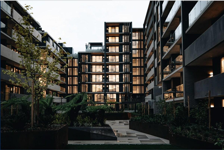 Exterior & Views 1, The Hamptons - Lux 2 Bed 2 Bath Central Location, Canberra