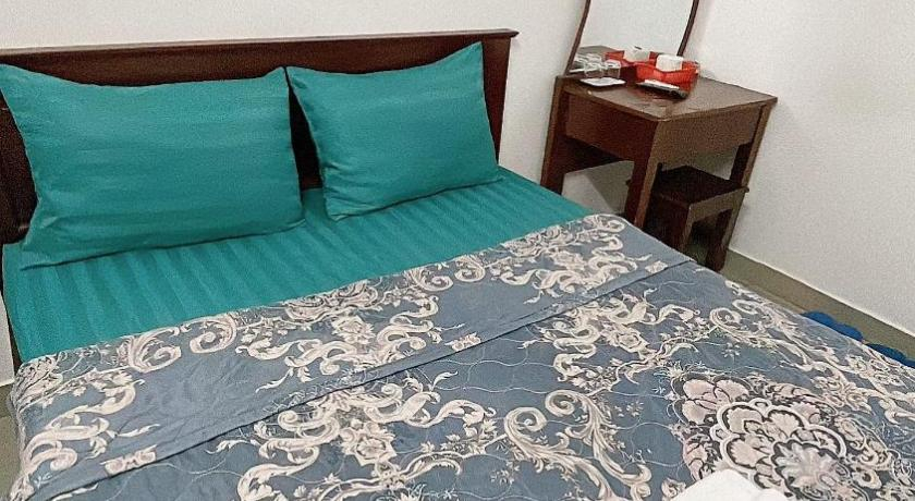 bedroom 10