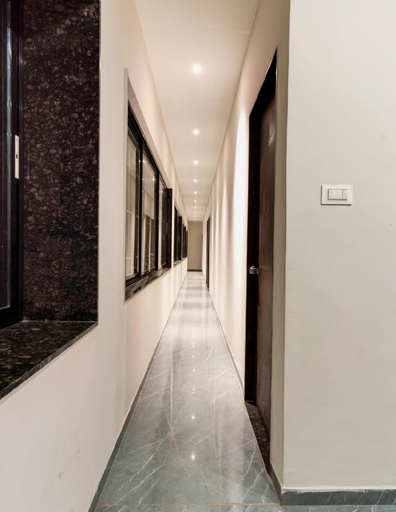Others 5, HOTEL SAHEB EXECUTIVE RESTAURANT AND LODGING, Kolhapur