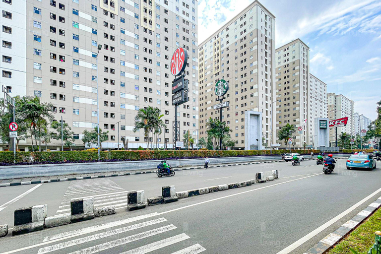 RedLiving Apartemen Green Palace - S&A Property Tower Lotus, Jakarta Selatan