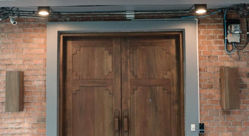 Cozy House City center BTS&MRT, Khlong Toey