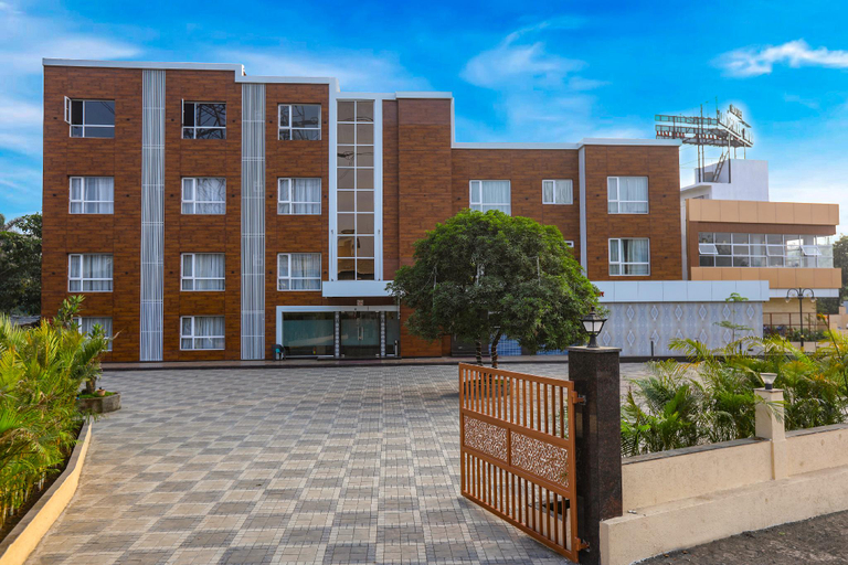 Exterior & Views 1, Hotel Landmark Aura, Thane