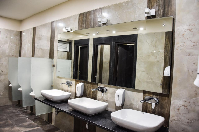 Bathroom 5, Hotel Platinum Shravasti, Shravasti