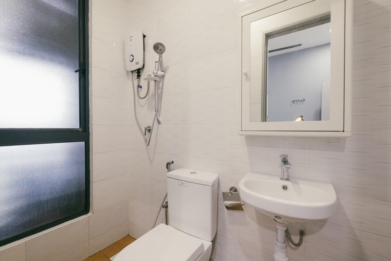 Bathroom 2, Mini House Gombak 2BR 5pax Ayuman Suites, Gombak
