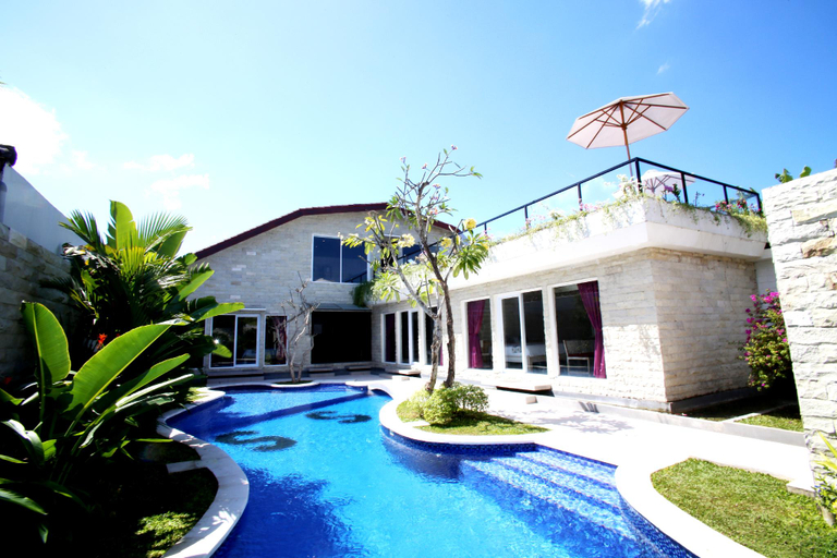 Sport & Beauty 2, Villa Latour, Badung