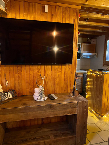 Food & Drinks, Chalet Cosy Les Gets Vue Montagne, Haute-Savoie
