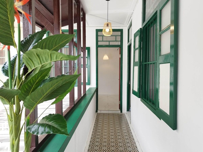 Others 5, Nanyang 10 pax -1st Floor Free Wifi & Washer, Sibu