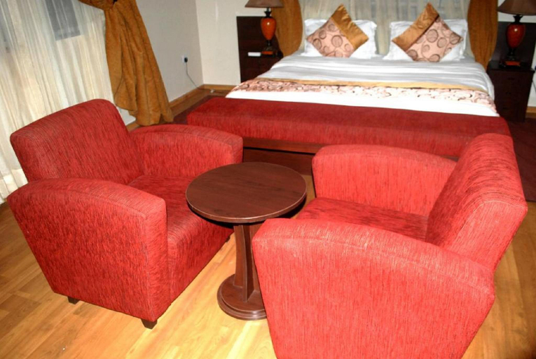Bedroom 3, Grand Inn & Suites, IjebuOde