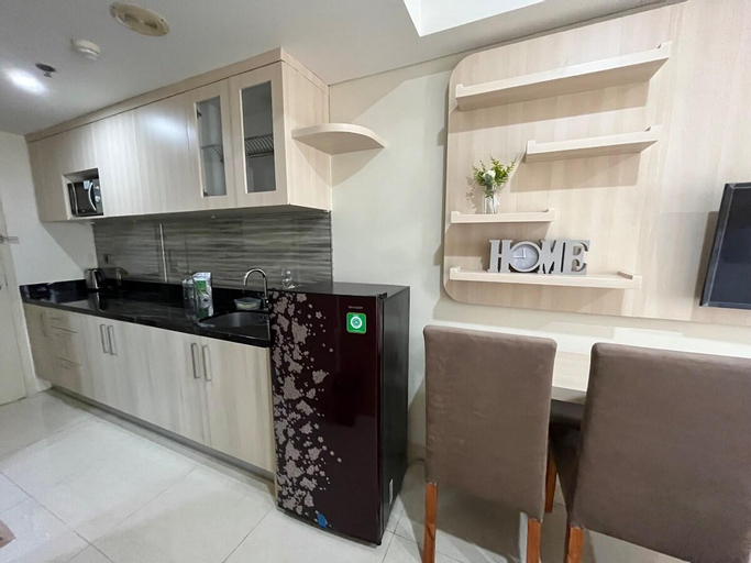 Others 2, A#2 NEW private studio w/balcony in city center, Semarang