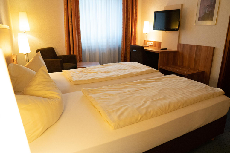 Bedroom 2, Hotel Jägerhof, Hersfeld-Rotenburg