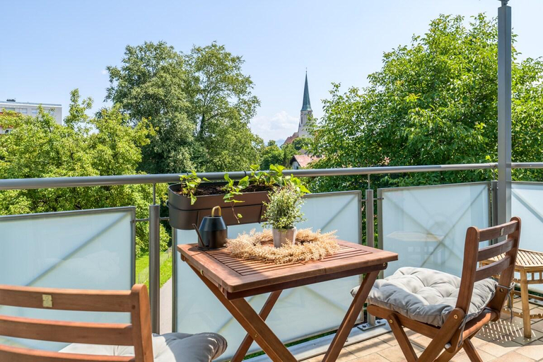 Others 2, EG R: Schöne 80m² 2-Zimmer City Wohnung im Zentrum, Berchtesgadener Land
