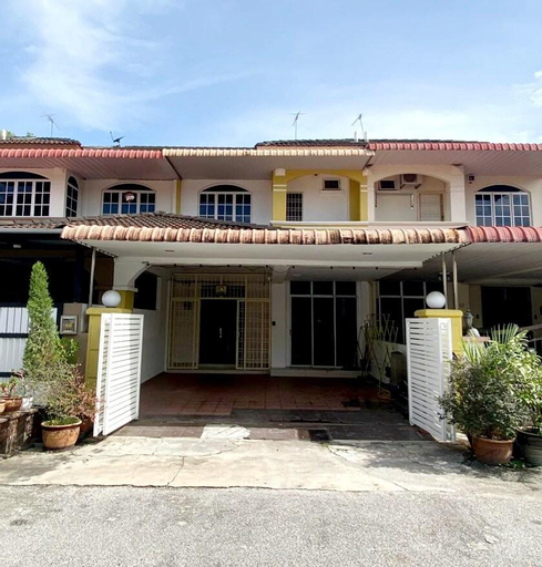 CozyHouse 4ROOM 4BATH ROOM 8PAX@Near BM Icon city, Seberang Perai Tengah