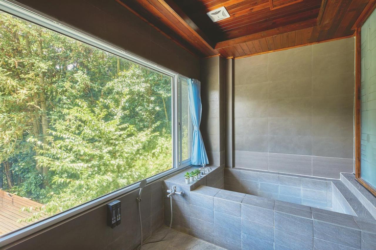 Bathroom 3, Yun Xiang Villa (Kids 12 years old and below not allowed), Nantou