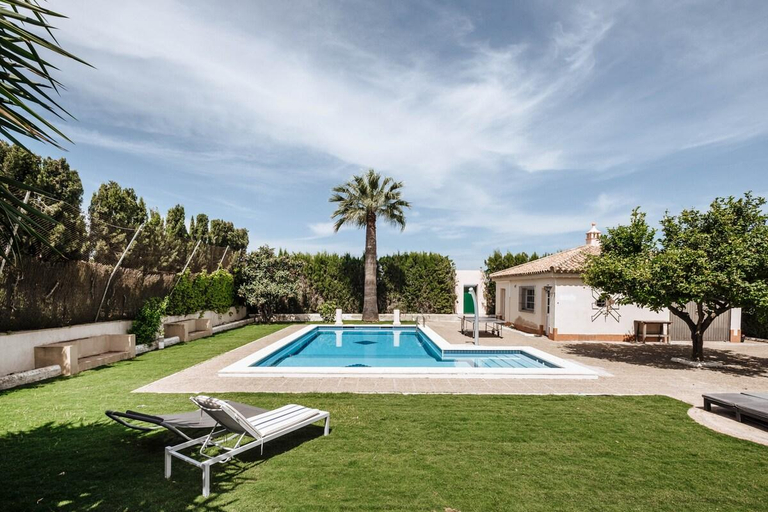 Others 4, Fantastic Villa, 5BR, 15 minutes from Seville, Sevilla