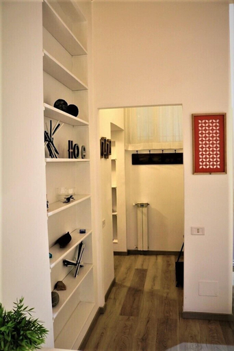 Others 4, Riari Trastevere Apartment, Roma