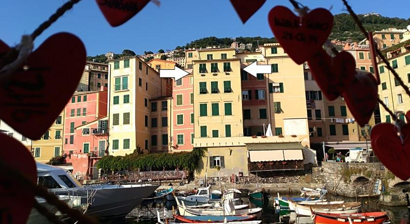 ATTICO SUL PORTICCIOLO ANTICO DI CAMOGLI, Genova