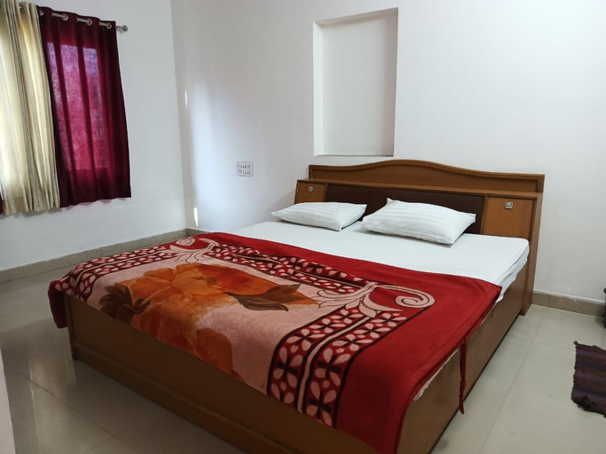 Bedroom 2, HOTEL SHREE PRAYAG, Rajsamand