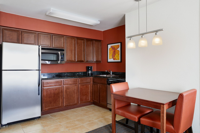 Dining Room 4