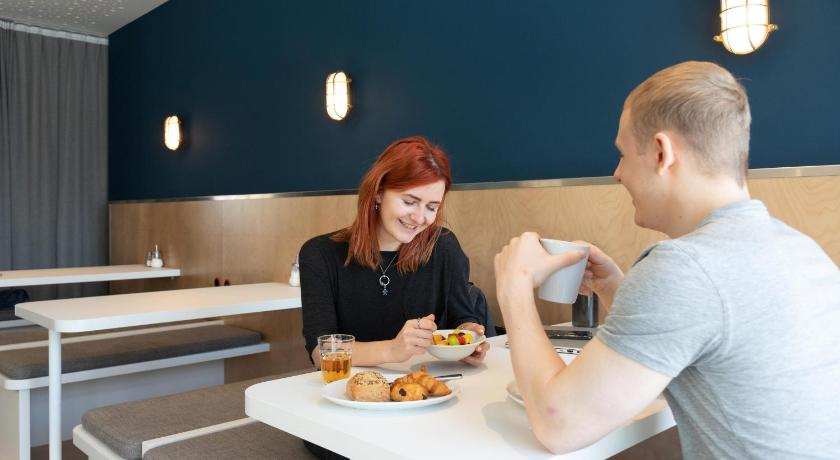 Food & Drinks 3, MEININGER Hotel Bremen Hauptbahnhof, Bremen