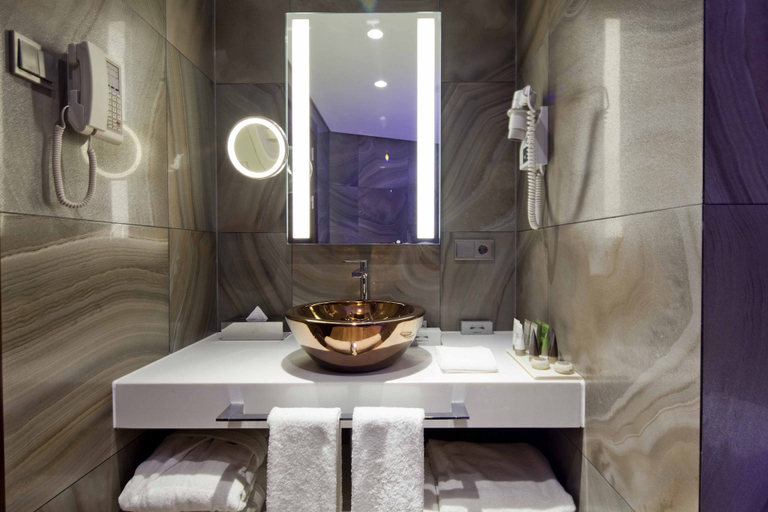Bathroom 5, Lasagrada Hotel Istanbul, Şişli