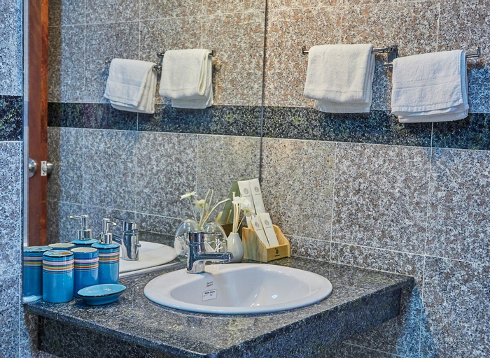 Bedroom 4, Zorohome 1-100 sqm City Center Stunning-view condo, Thanh Khê