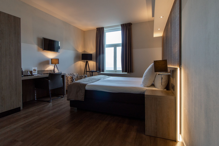 Bedroom 2, Grand Hotel en Résidence De Draak, Bergen op Zoom