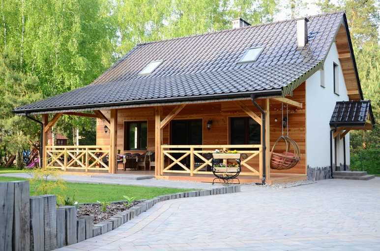Uroczysko Lubiaszów - Dom pod lasem nad jeziorem, Piotrków