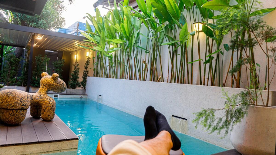 Sport & Beauty 2, Bkk Swimming pool garden villa, Suan Luang