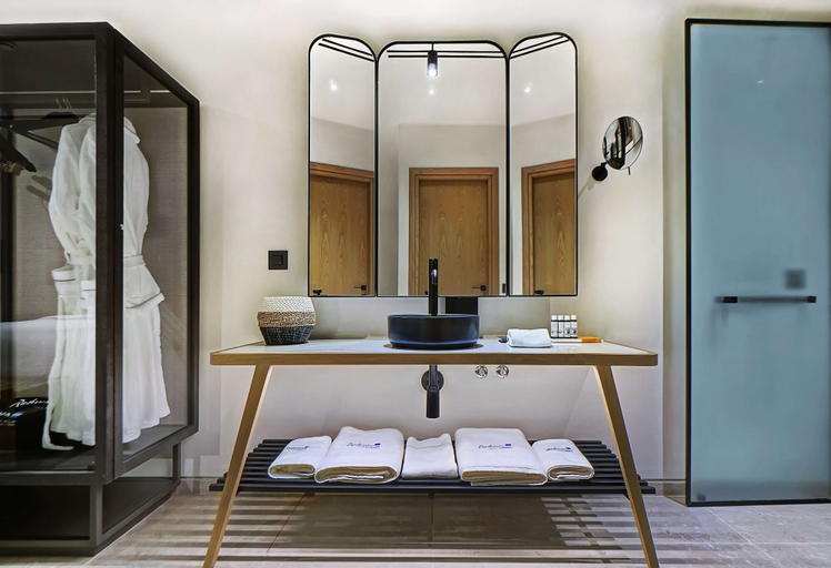 Bathroom 5, Radisson Blu Zaffron Resort, Santorini, South Aegean