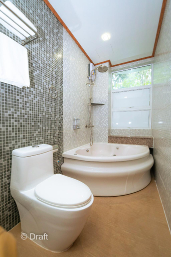 Bathroom 2, Beach Breeze and spa, Malé