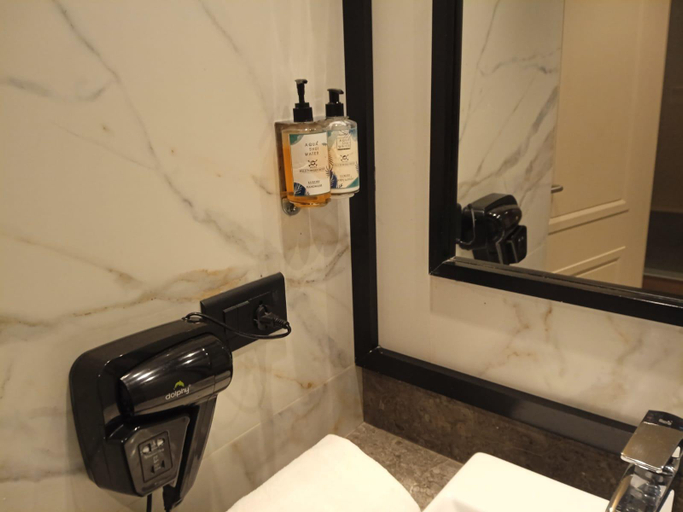 Bathroom 5, Hotel Polo Towers, West Tripura