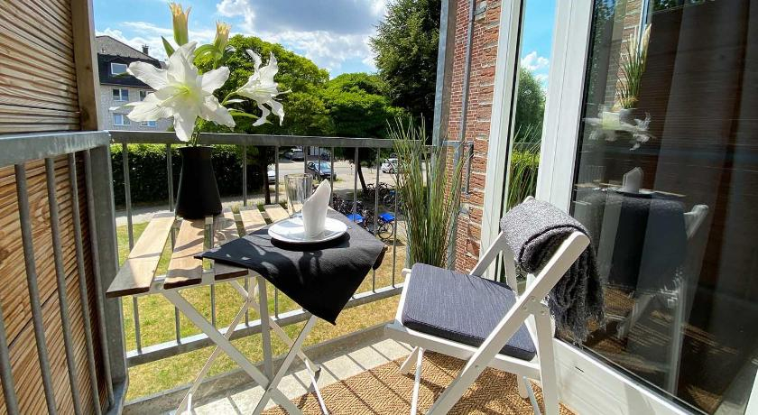 Exterior & Views 4, Business & Tourist Apartment with balcony, Highspeed-Internet and Smart-TV, Osnabrück