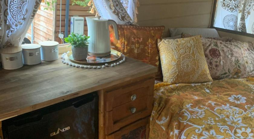 Others 5, Le Petit Gypsy Wagon, Bridgetown-Greenbushes
