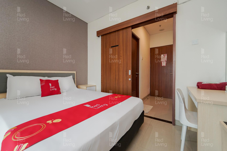 Bedroom 2, RedLiving Apartemen Grand Kamala Lagoon - Aoklah, Bekasi