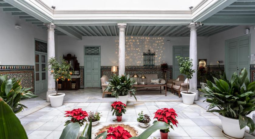 Palacio Cabrera - Lillo, Granada