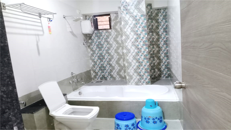 Bathroom 2, Hotel MD Residency, Anand