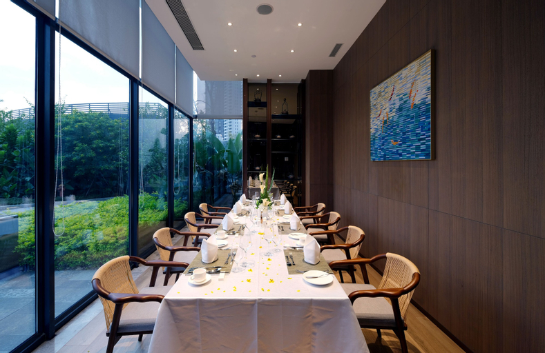 Food & Drinks 5, White Swan VYV Hotel, Foshan