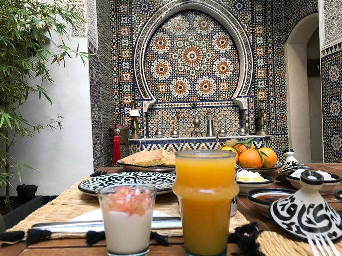 Food & Drinks 2, Dar7 Louyat, Fès