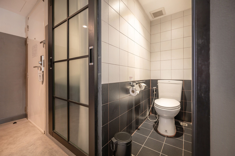 Bathroom 3