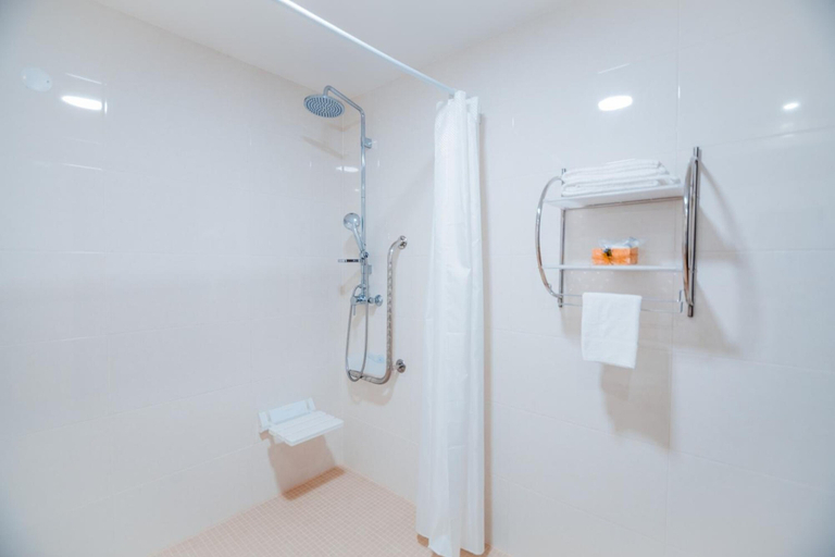 Bathroom 4, Hotel Cristo Rei - Fátima, Ourém