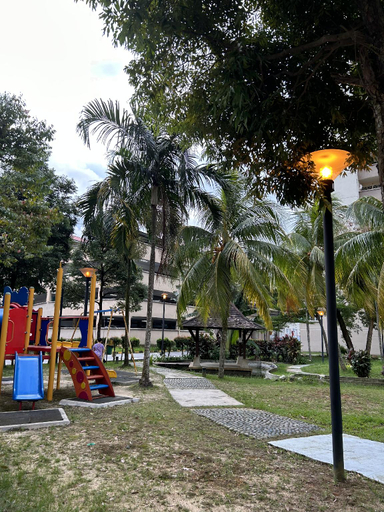 Others 5, Your Perfect Premium Home Holidays (PPHH), Seri Kembangan