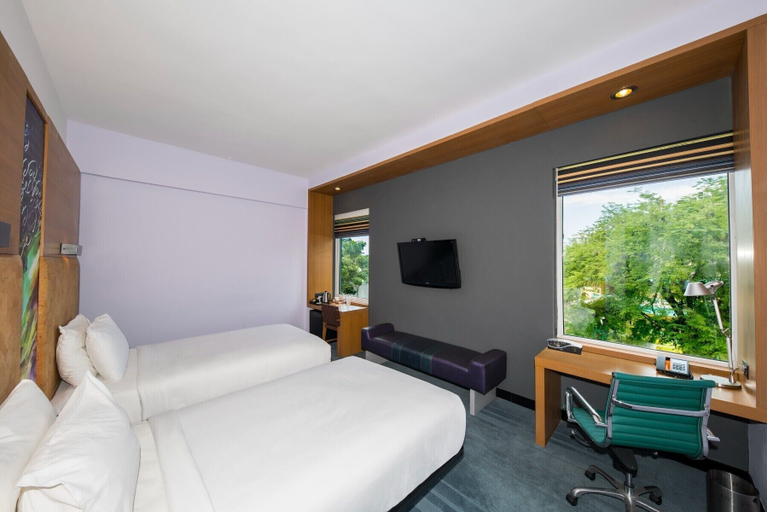 Bedroom 2, Hotel Halez, Kancheepuram