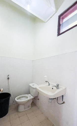 Bathroom 4, edOTEL SMKN 3 Pamekasan, Pulau Madura