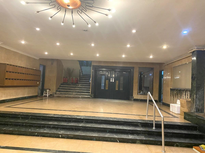 Public Area 2, Nile View Apartment in Zamalek Stays, Al-'Ajuzah