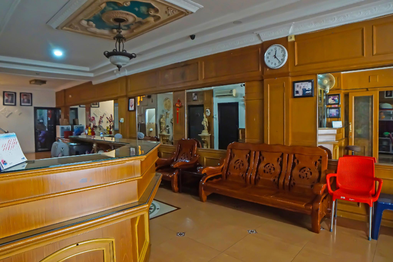 Public Area, OYO 92266 Hotel Binaka Medan, Medan