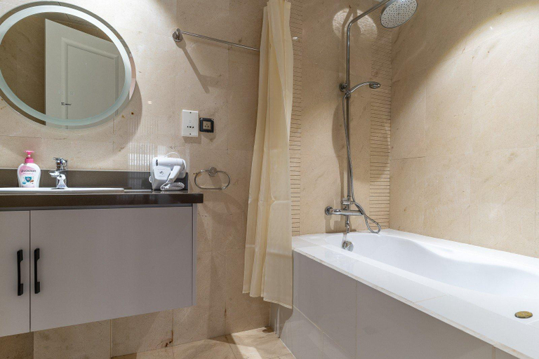 Bathroom 3, The Rixx Lancaster Apartment @ D1/ Netflix/bathtub, District 1