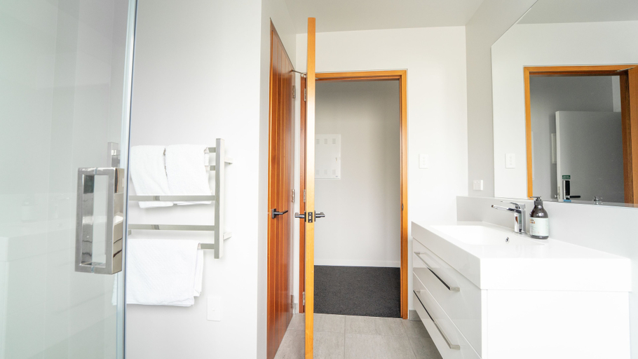Bathroom 4, Uptown City Loft, Christchurch
