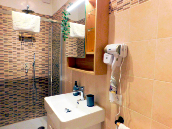 Bathroom 3, VCE House - your Venice city getaway, Venezia