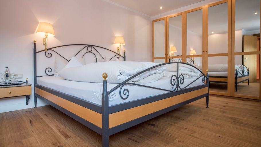 Bedroom 4, Terrassenhof Bad Wiessee, Miesbach
