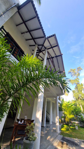 Public Area, Mothership, Tangalle